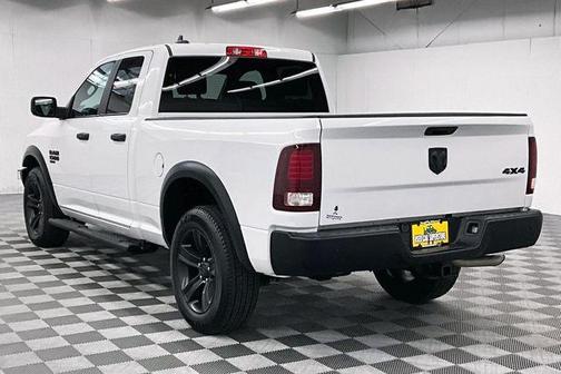 Bright White Clearcoat 2022 RAM 1500 Classic Warlock Quad Cab 4x4 6'4' Box