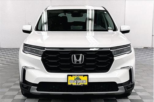 2023 Honda Pilot AWD EX-L 8 Passenger