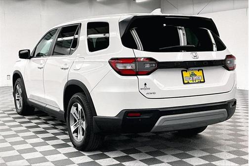 2023 Honda Pilot AWD EX-L 8 Passenger