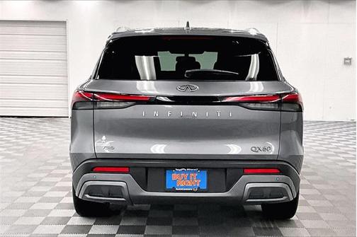 2022 INFINITI QX60 Luxe