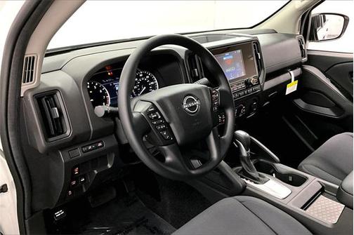 2025 Nissan Frontier S