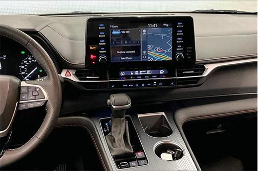 2023 Toyota Sienna XSE 7 Passenger