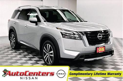 2025 Nissan Pathfinder Platinum 4WD