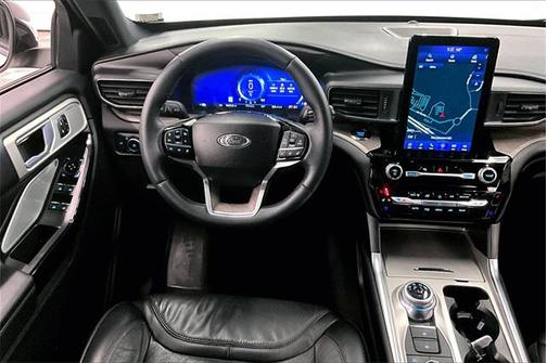 2023 Ford Explorer Platinum