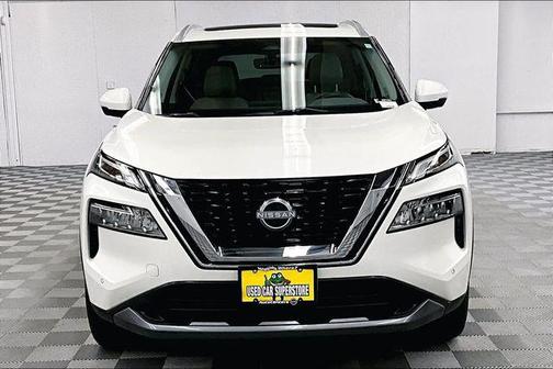 Pearl White Tricoat 2023 Nissan Rogue SL