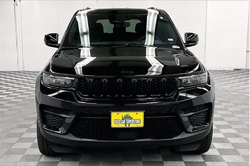 2022 Jeep Grand Cherokee Altitude