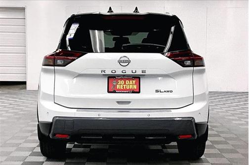 2025 Nissan Rogue SL