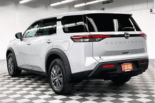 2025 Nissan Pathfinder S 4WD