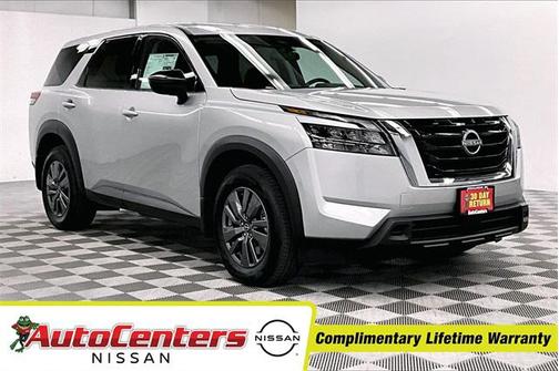 2025 Nissan Pathfinder S 4WD