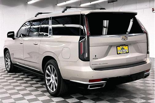 2023 Cadillac Escalade ESV Premium Luxury Platinum