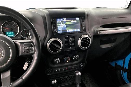 2018 Jeep Wrangler JK Unlimited Sahara