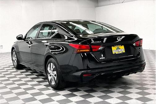 2021 Nissan Altima S FWD