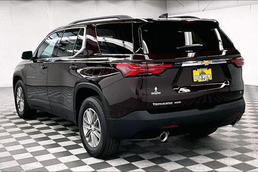 Black Cherry Metallic 2023 Chevrolet Traverse LT Cloth