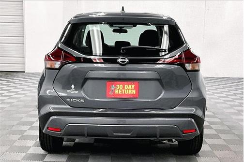 2025 Nissan Kicks S