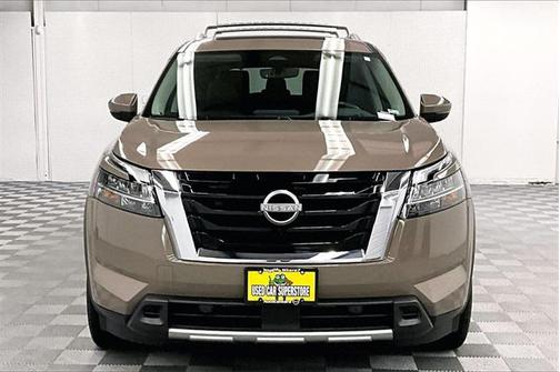 2024 Nissan Pathfinder Platinum FWD
