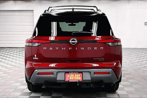 Scarlet Ember/Super Black 2026 Nissan Pathfinder Platinum