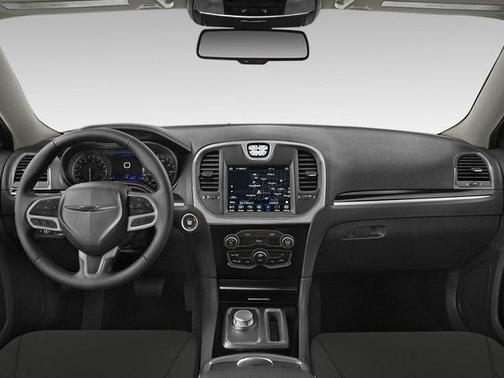 2023 Chrysler 300 Touring