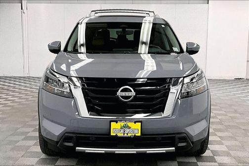 2024 Nissan Pathfinder Platinum 4WD