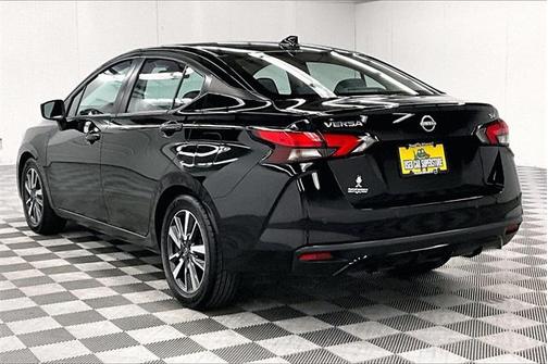 2023 Nissan Versa 1.6 SV