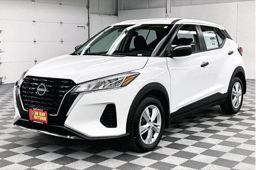2025 Nissan Kicks S