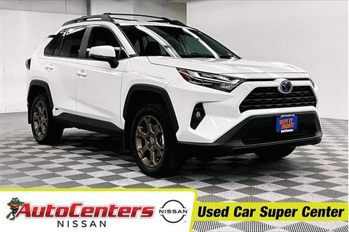 2023 Toyota RAV4 Hybrid SE