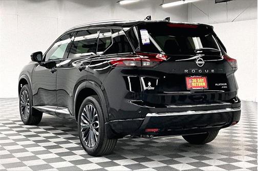 2025 Nissan Rogue Platinum