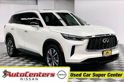 Majestic White 2024 INFINITI QX60 Luxe