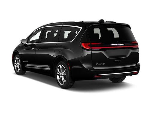 Diamond Black Crystal Pearlcoat 2025 Chrysler Pacifica L