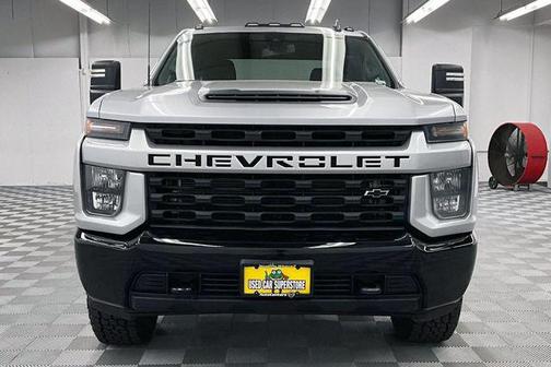 Silver Ice Metallic 2022 Chevrolet Silverado 2500 Custom