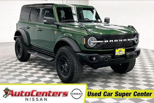 Eruption Green Metallic 2025 Ford Bronco Badlands