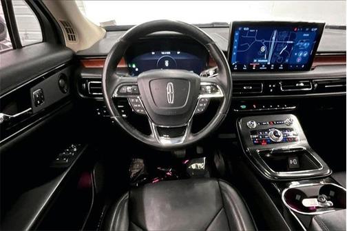 2021 Lincoln Nautilus Reserve