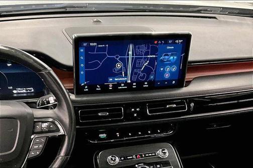 2021 Lincoln Nautilus Reserve