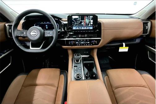 2025 Nissan Pathfinder Platinum 4WD
