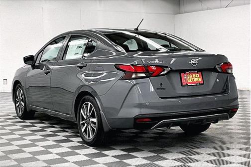 2025 Nissan Versa 1.6 S+