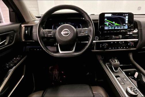 Solid Gray/Super Black 2024 Nissan Pathfinder Platinum 4WD