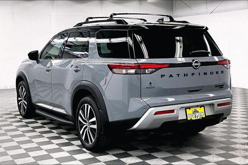 Solid Gray/Super Black 2024 Nissan Pathfinder Platinum 4WD