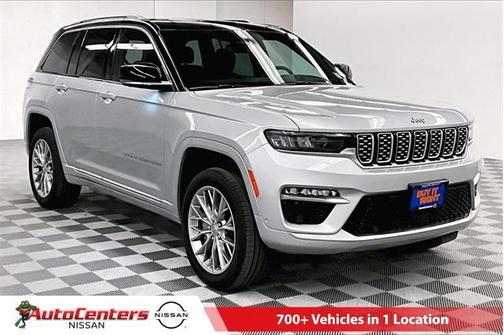 2023 Jeep Grand Cherokee Summit