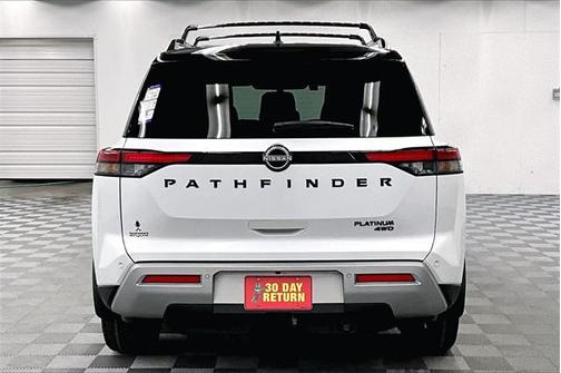 2025 Nissan Pathfinder Platinum 4WD