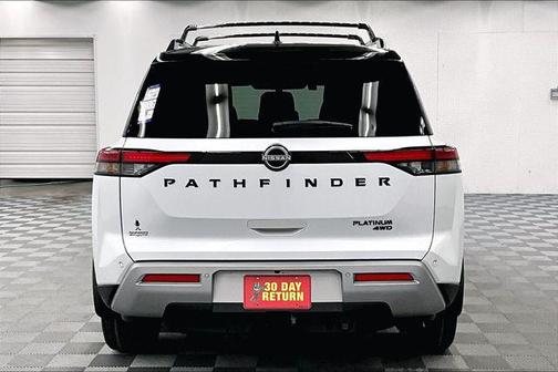 2025 Nissan Pathfinder Platinum 4WD