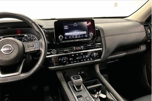 2024 Nissan Pathfinder SV 4WD