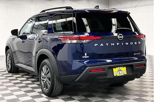 2024 Nissan Pathfinder SV 4WD