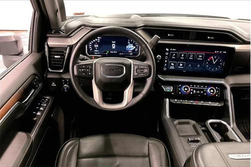 2024 GMC Sierra 2500 Denali