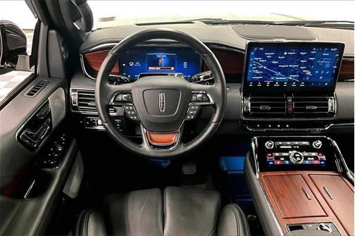 2024 Lincoln Navigator Reserve
