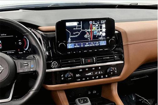 2023 Nissan Pathfinder Platinum 4WD