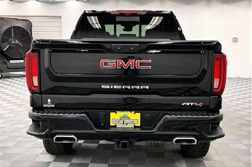 2024 GMC Sierra 1500 AT4