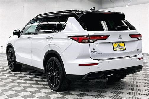 2024 Mitsubishi Outlander SEL Black Edition 2WD