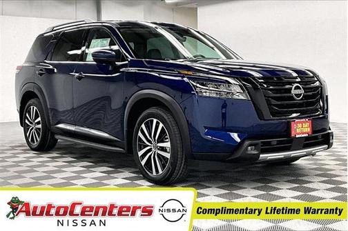 2025 Nissan Pathfinder Platinum 4WD