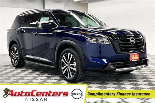 2025 Nissan Pathfinder Platinum 4WD