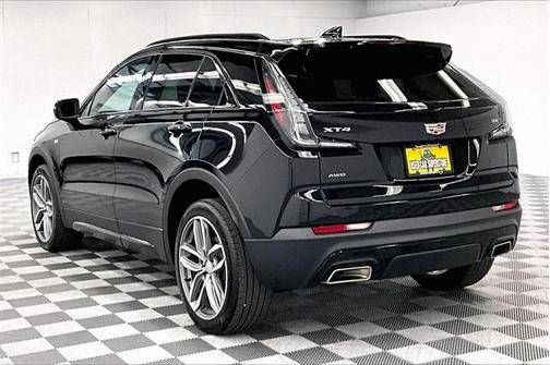 2023 Cadillac XT4 Sport
