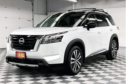 2025 Nissan Pathfinder Platinum 4WD